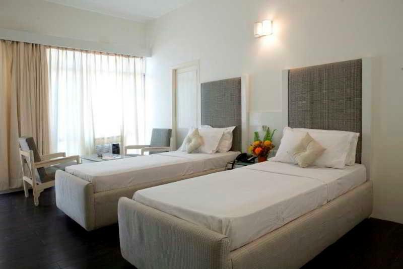 Hotel Jaya International Hyderabad Eksteriør bilde